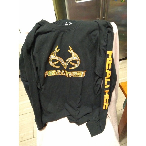 Realtree Other - Realtree Long Sleeve Shirt Size XL